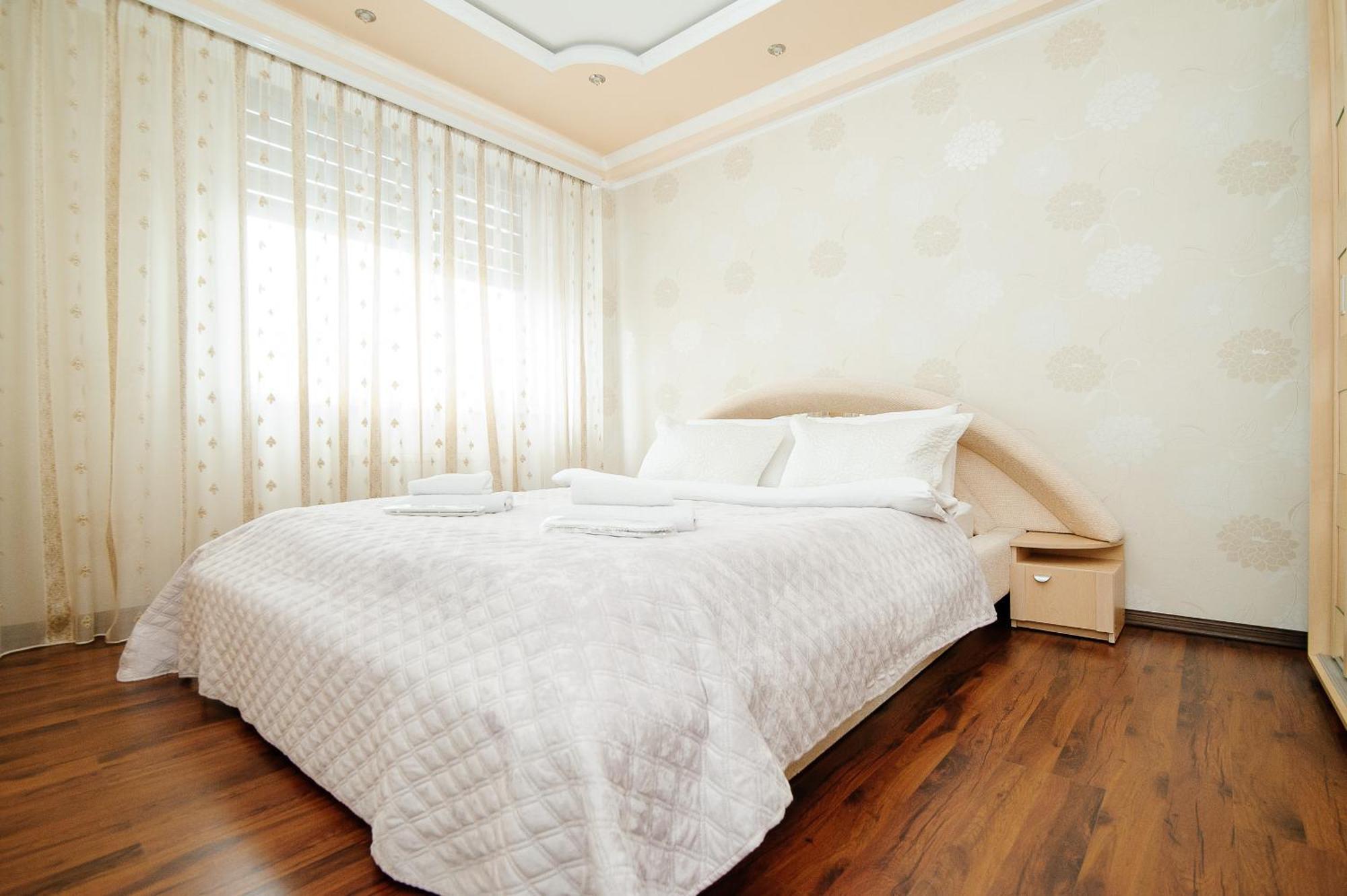 Era Rent Apartments Chişinău Esterno foto